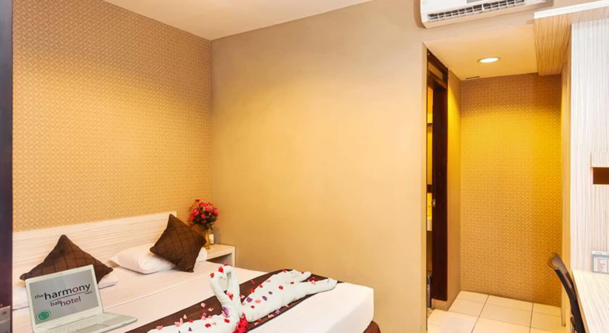 The Harmony Legian Hotel Кута Экстерьер фото