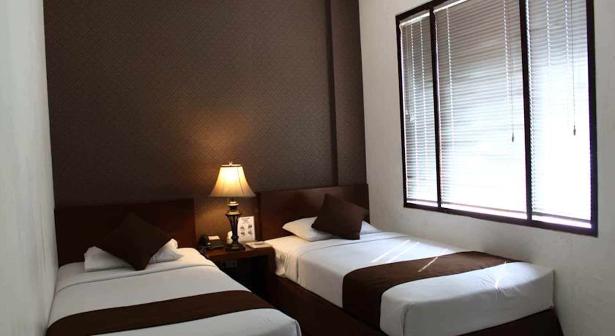 The Harmony Legian Hotel Кута Экстерьер фото