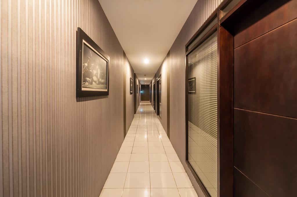 The Harmony Legian Hotel Кута Экстерьер фото