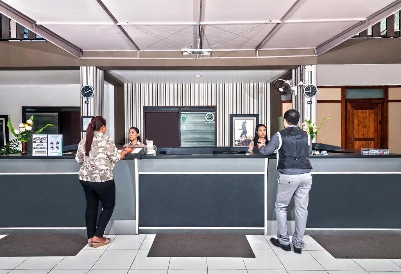 The Harmony Legian Hotel Кута Экстерьер фото