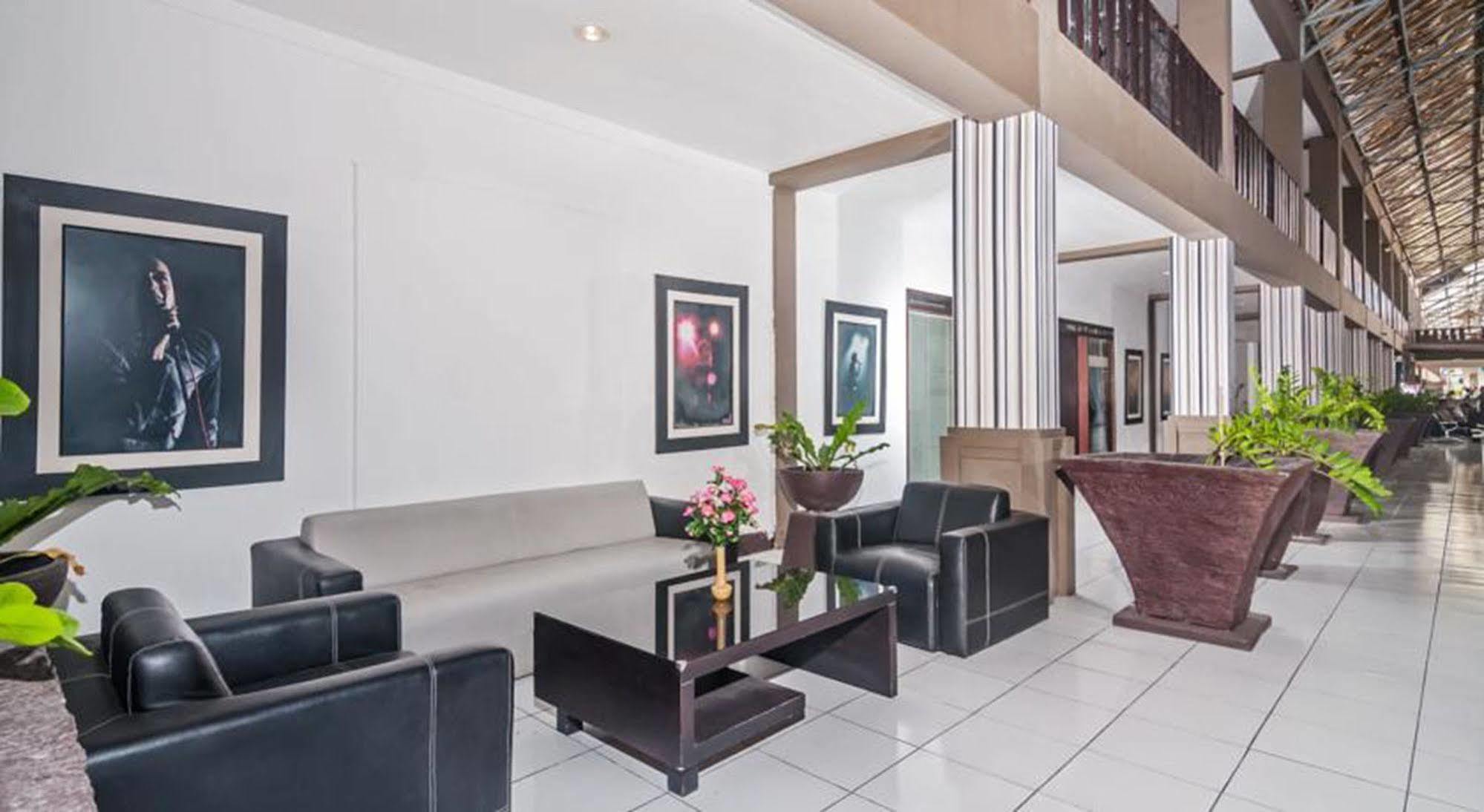 The Harmony Legian Hotel Кута Экстерьер фото